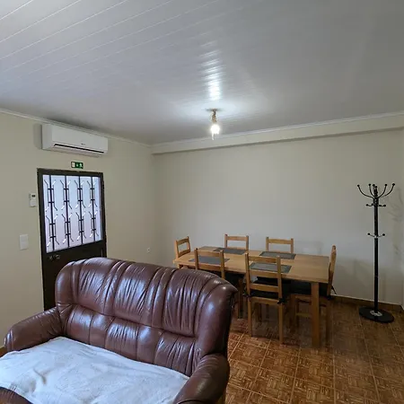 Casa Vicente Ii, By Op