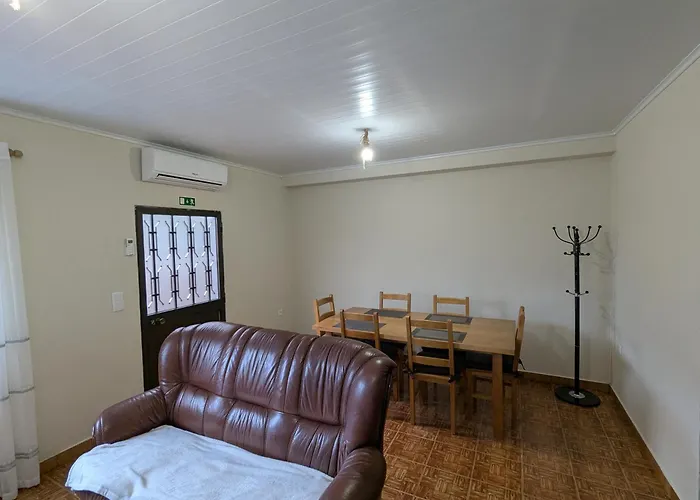 Casa Vicente Ii, By Op